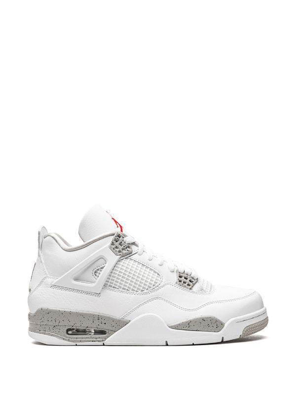 Retro “White Oreo” sneaker.